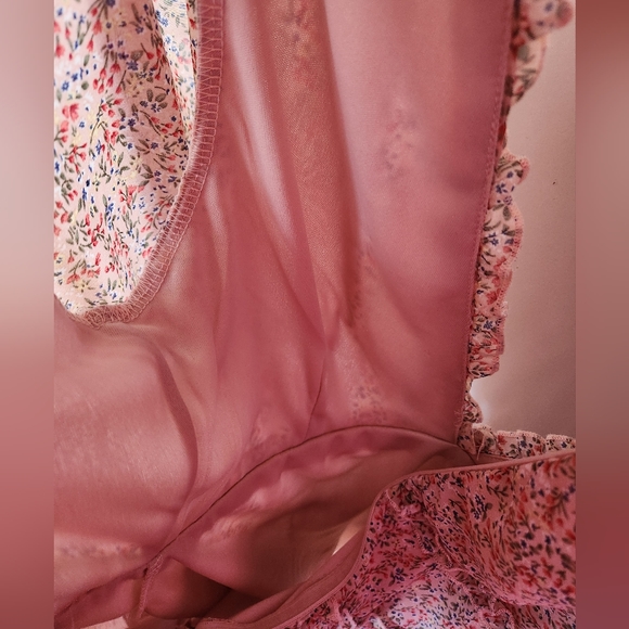 Blush Pink Mini-Dress Ditsy Floral Flowy Small She and Sky - Picture 10 of 12